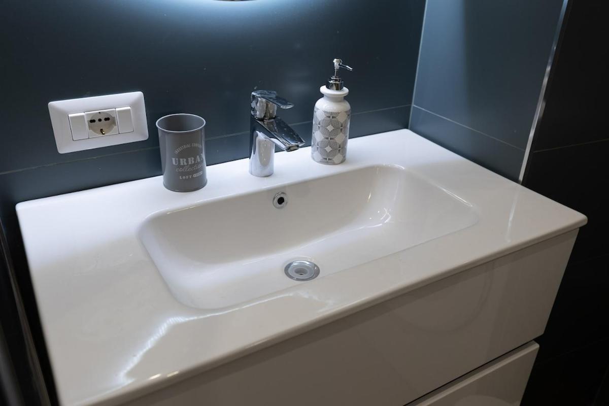 Apartment 2-bedroom Gem *