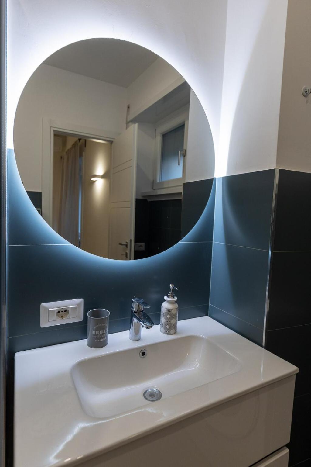 2-bedroom Gem Rom